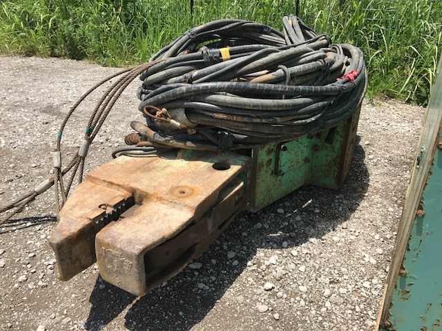 Hydraulic vibration Hammer　油圧バイブロハンマー